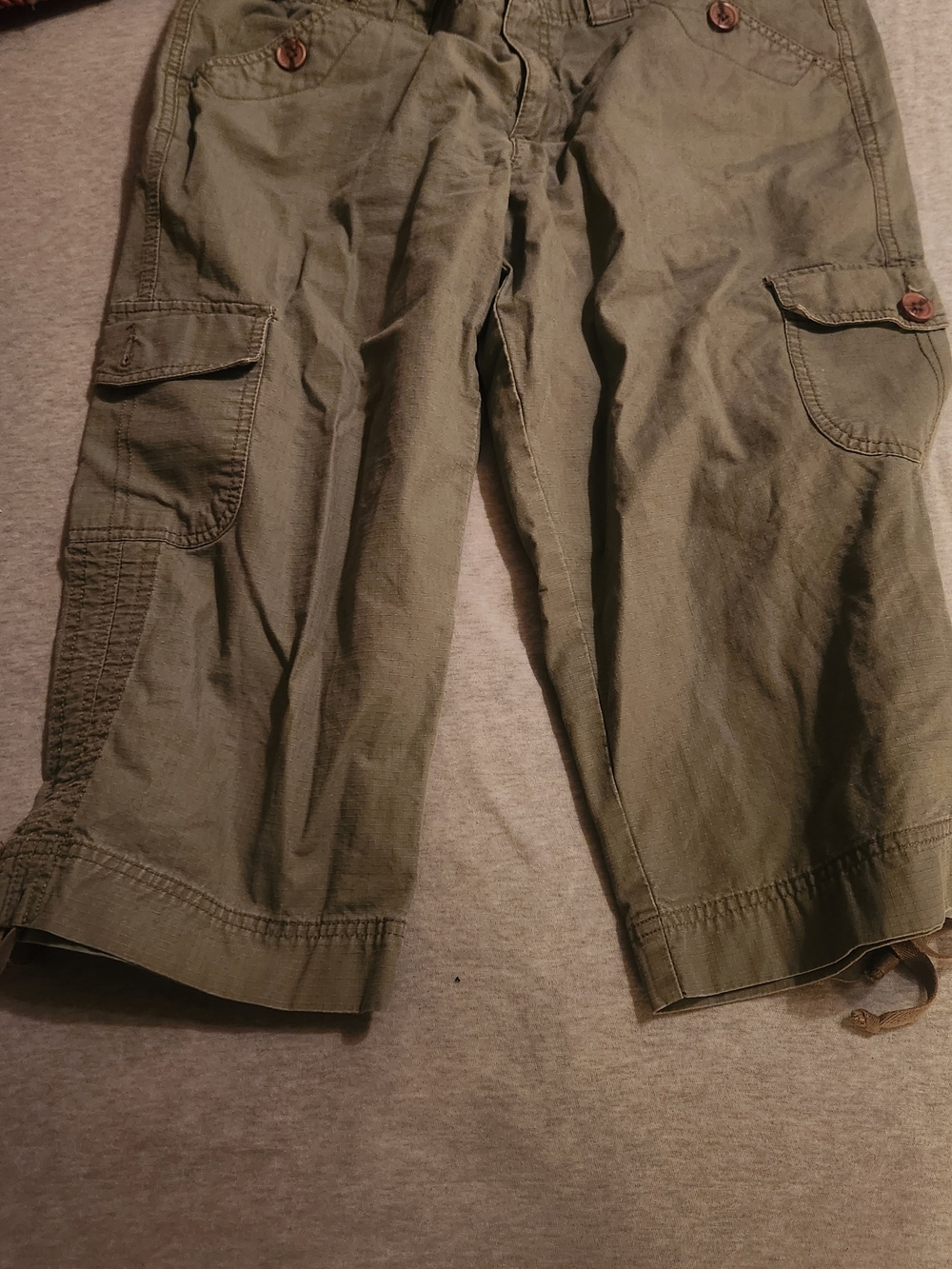 Cropoed  Cargo Pants